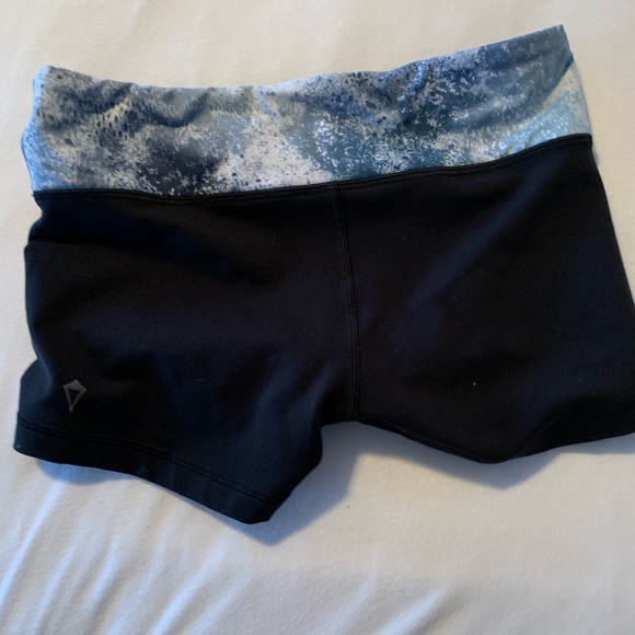 Ivivva-lulu lemon girls spandex - Picture 4 of 4